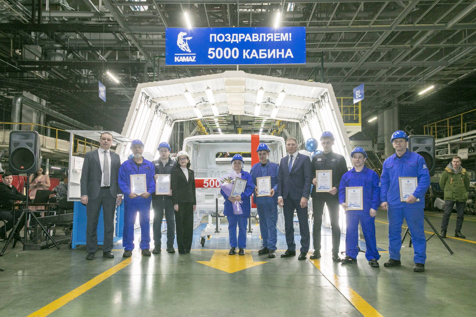 На «КАМАЗе» выпущен 5000-й каркас кабины автомобиля Компас